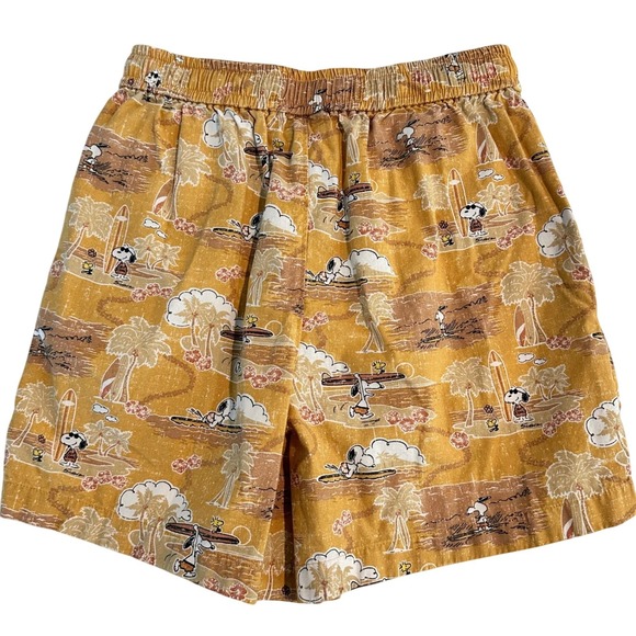 Peanuts x Reyn Spooner Uniqlo Snoopy Surfing Shorts Women Small 4 Yellow Pockets - Picture 2 of 12